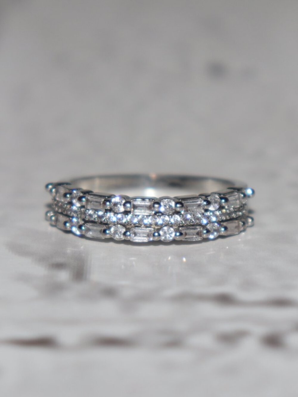 ✨ Silver Double‑Row CZ Band · Size 9 Two rows of sparkle · Front‑facing stones ·